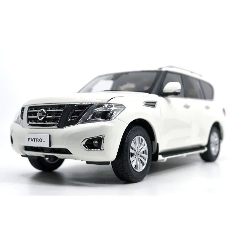 1/18 Nissan Patrol Y62 Model Car