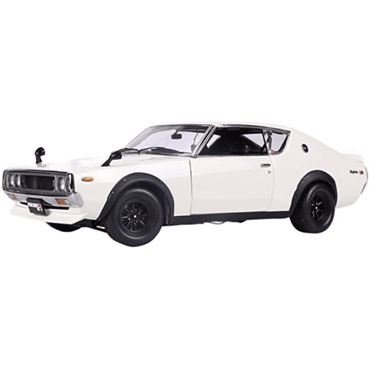 1/18 Scale Nissan Skyline 2000 GT-R Die-cast Car Model