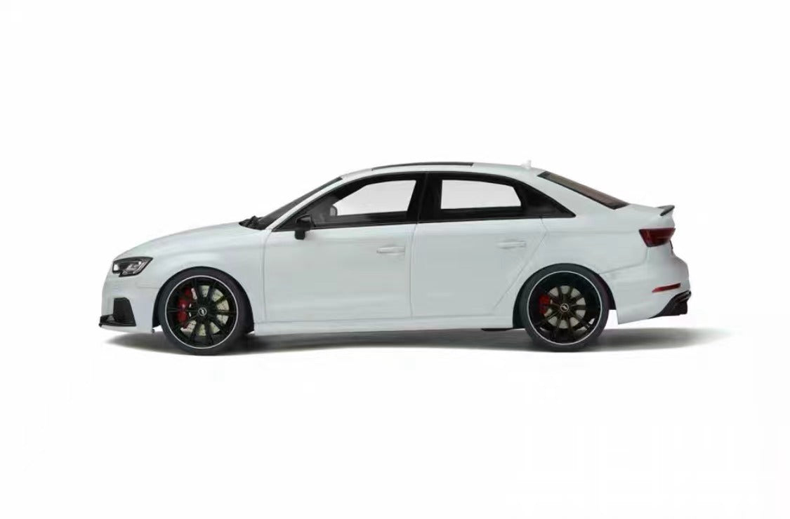 1:18 Audi Rs3 Die-cast Car Model