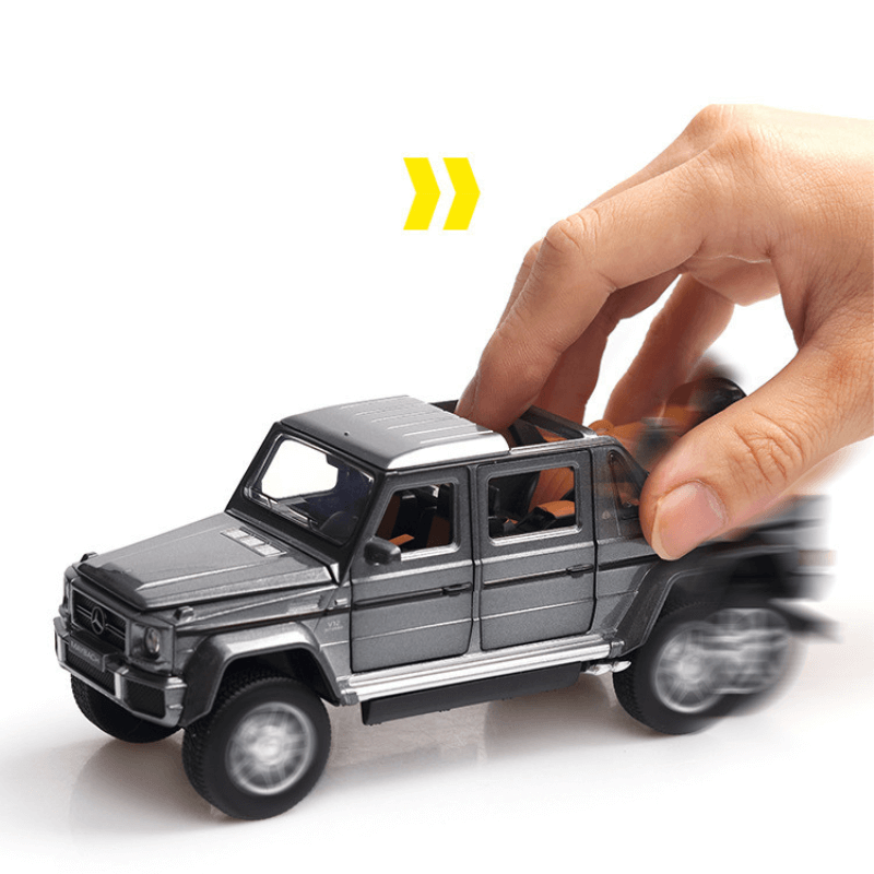 1/32 Scale Mercedes Benz Maybach G650 Die-cast Model Car